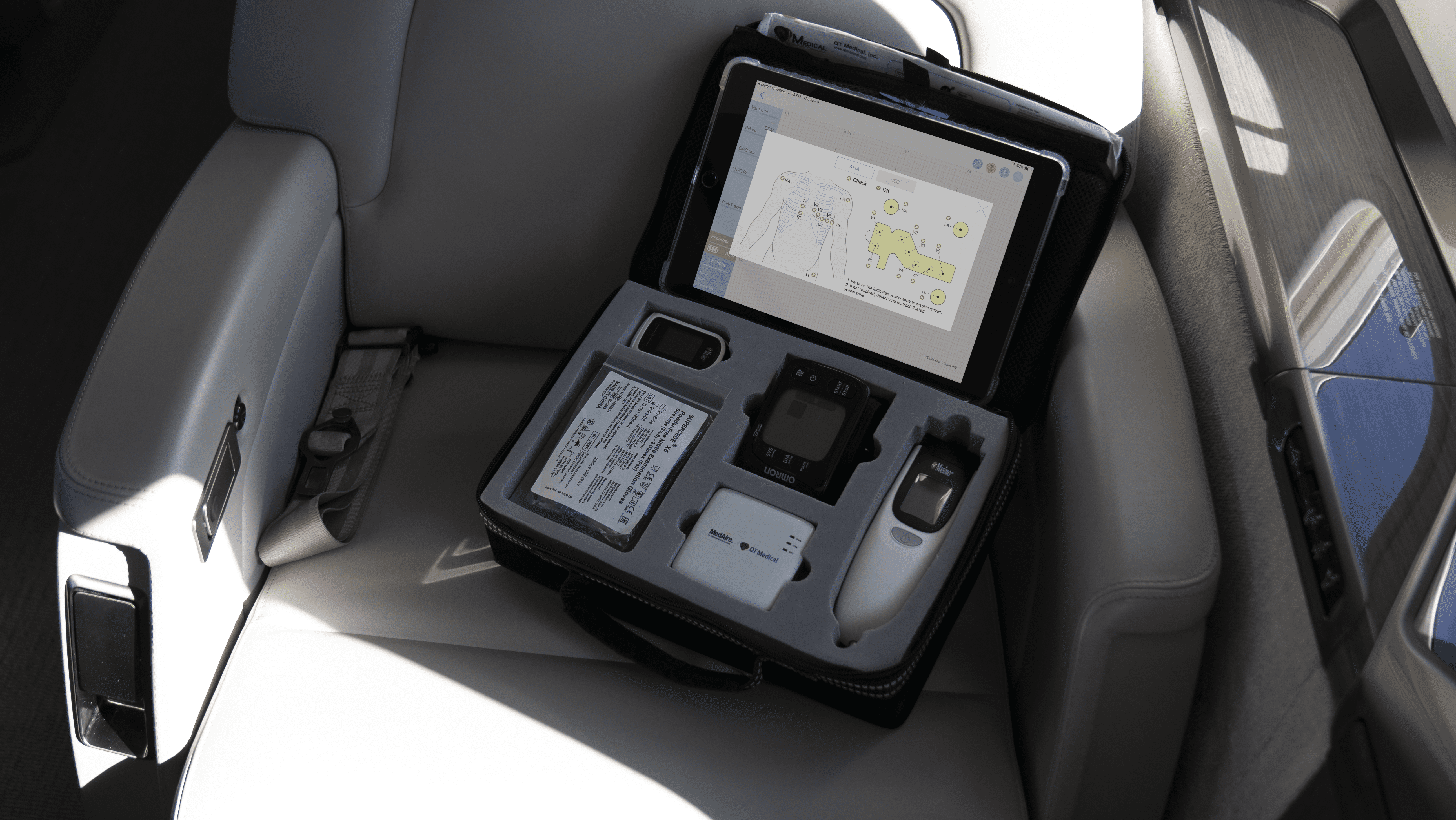 digitalassessmentkit_withecg