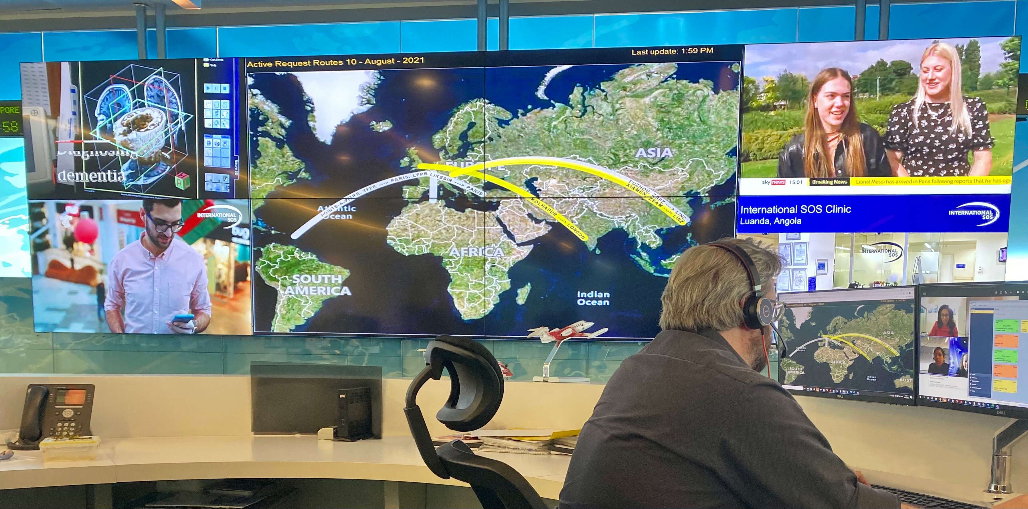 london-ac-command-centre-big-screens